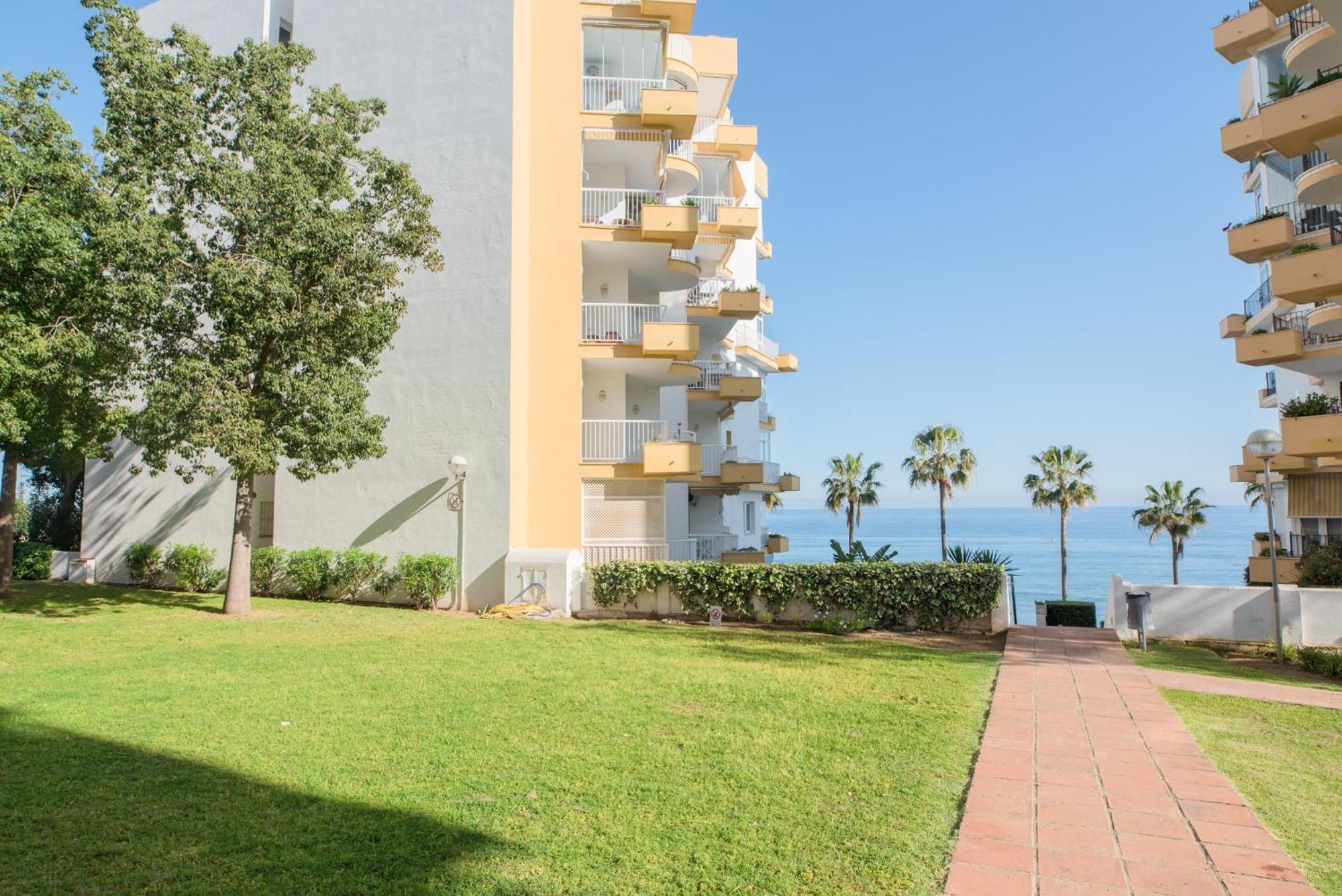 Apartment Brisare Mar - 4 Personas A 1 Min De La Playa Con Piscina En